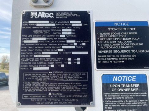 Used 2016 Ford F550 4x4 Regular Cab Super Duty image 19