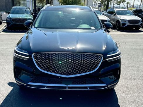 Used 2025 Genesis GV70 2.5T AWD/4WD image 14