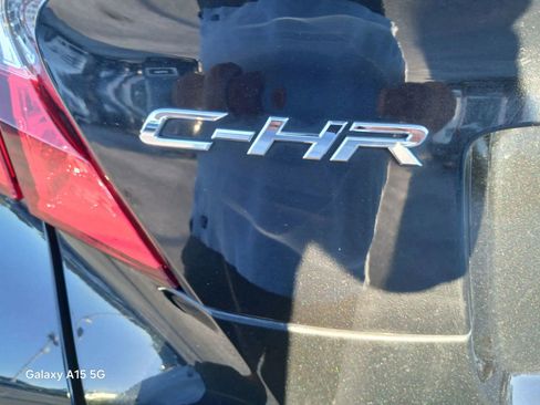 Used 2020 Toyota C-HR LE image 13