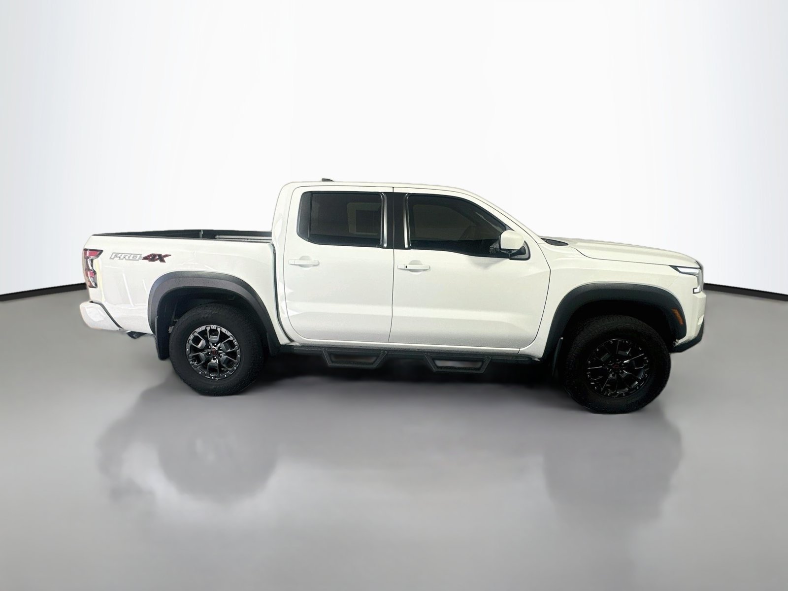 Used 2023 Nissan Frontier PRO-4X w/ Pro-4X Premium Package AWD/4WD image 8