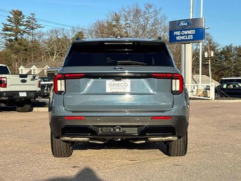 Used 2025 Ford Explorer ST-Line image 4