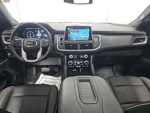 Used 2022 GMC Yukon SLT w/ SLT Luxury Package image 37