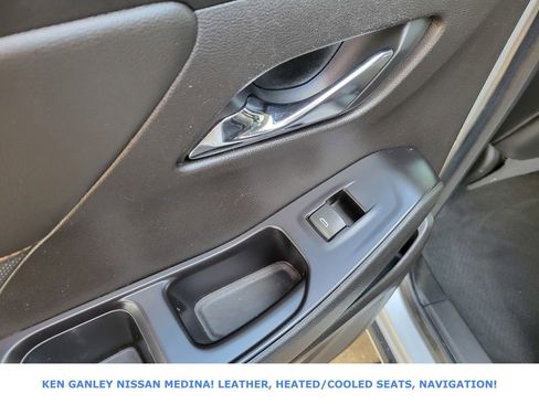 Used 2019 Chevrolet Traverse Premier image 42