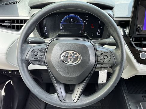 New 2026 Toyota Corolla Cross L FWD image 11