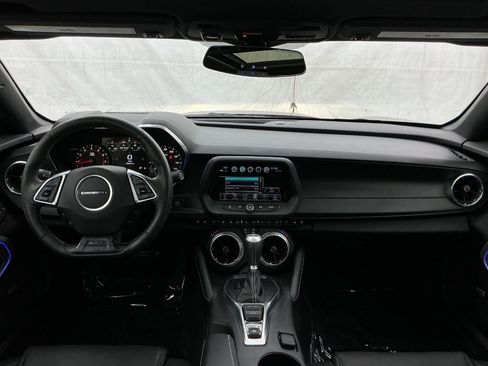 Used 2017 Chevrolet Camaro LT RWD image 20