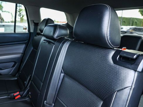 Used 2021 Volkswagen Atlas SE w/ Panoramic Sunroof Package image 27