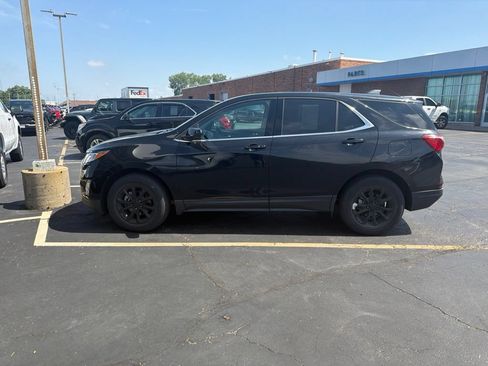 Used 2020 Chevrolet Equinox LT w/ LPO, Floor Liner Package FWD image 1