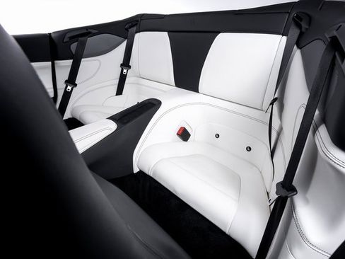 Certified 2019 Ferrari Portofino image 26