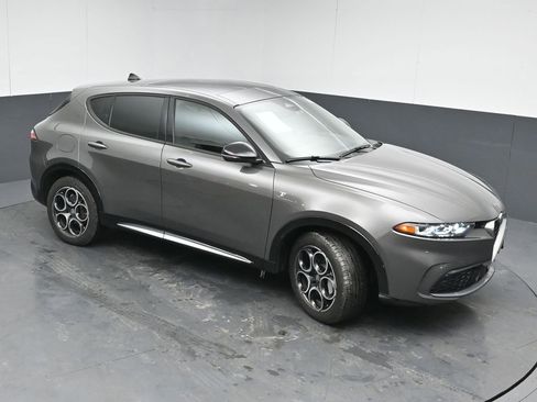 Used 2024 Alfa Romeo Tonale Ti AWD/4WD image 46