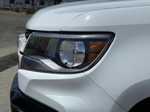 Used 2022 Chevrolet Colorado LT w/ Luxury Package RWD image 10