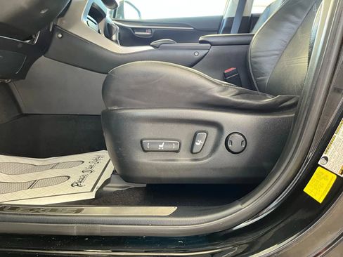 Used 2016 Lexus NX 200t AWD w/ Luxury Package image 11