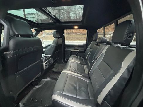 Used 2018 Ford F150 Raptor w/ Equipment Group 802A Luxury image 21