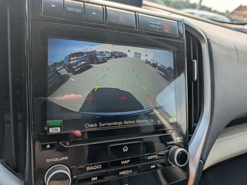 Used 2022 Subaru Ascent Limited w/ Technology Package AWD/4WD image 7