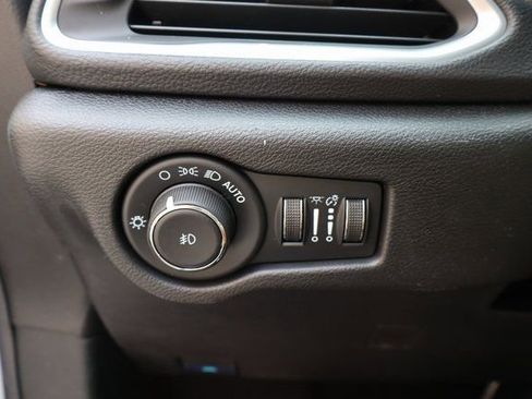 New 2026 Chrysler Pacifica Pinnacle image 15