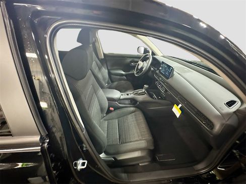 New 2026 Honda HR-V LX image 24