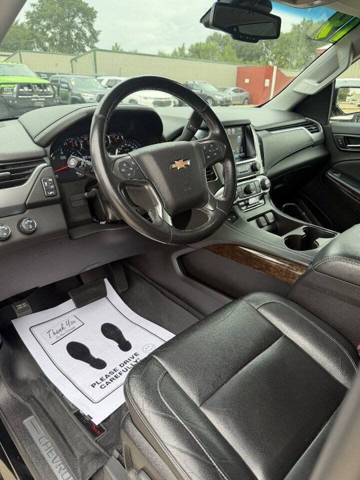 Used 2019 Chevrolet Tahoe LT AWD/4WD image 16