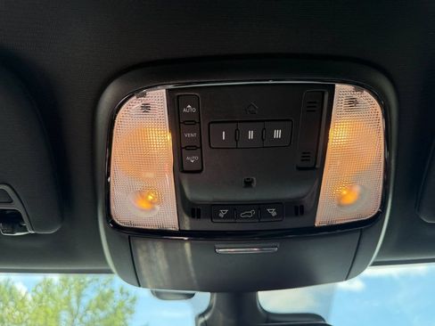 Certified 2023 Dodge Durango R/T AWD/4WD image 39
