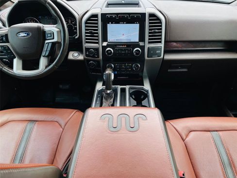 Used 2019 Ford F150 King Ranch w/ Equipment Group 601A Luxury AWD/4WD image 28