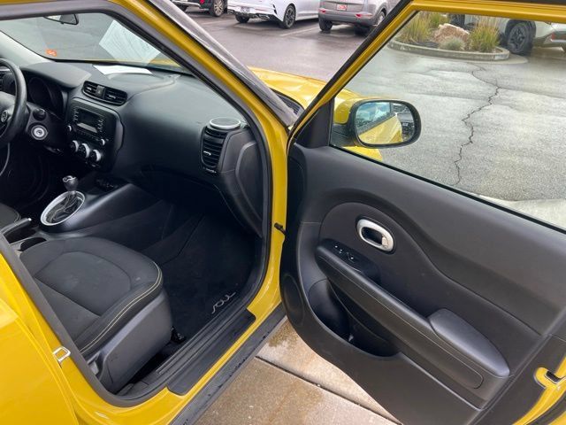 Used 2015 Kia Soul + w/ Eco Package FWD image 25