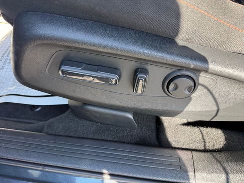 Used 2025 Honda CR-V Sport image 12