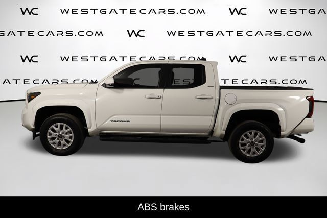 Used 2025 Toyota Tacoma SR5 RWD image 5