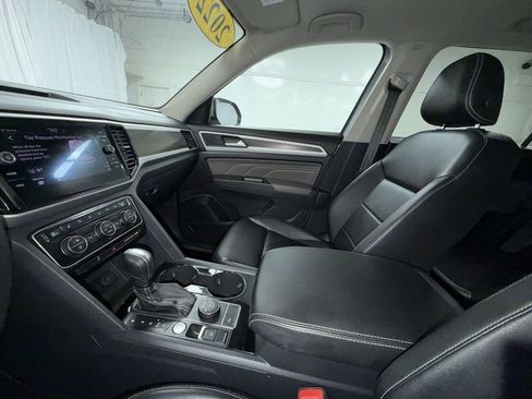Used 2022 Volkswagen Atlas SE w/ Panoramic Sunroof Package AWD/4WD image 9