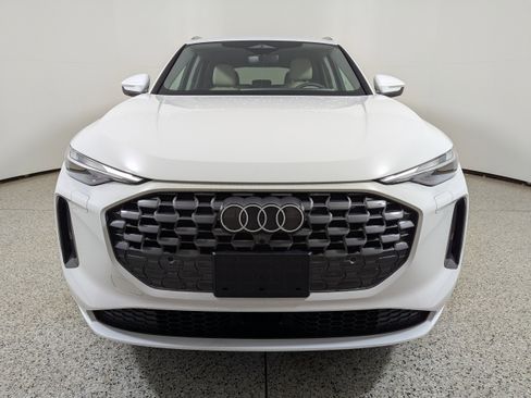 New 2025 Audi Q5 Premium image 2