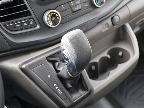 Used 2024 Ford Transit 250 148 Medium Roof image 22