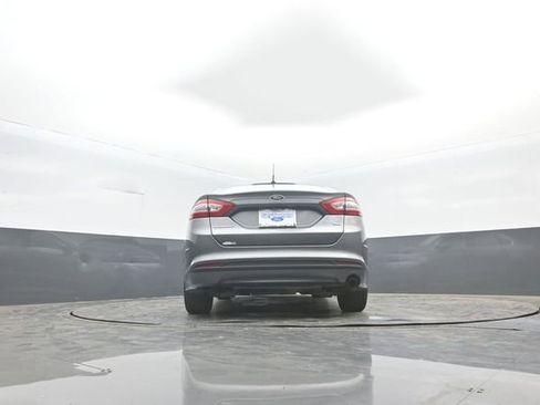 Used 2014 Ford Fusion SE w/ Equipment Group 202A image 32