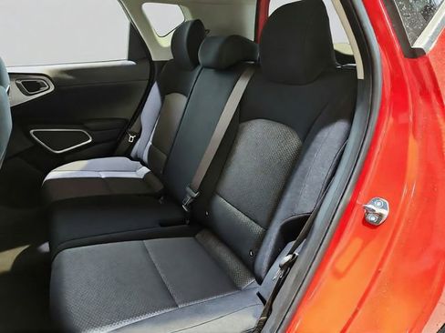 Certified 2025 Kia Soul LX FWD image 18
