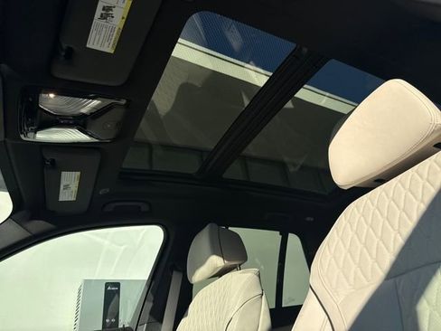 New 2026 BMW X5 xDrive50e w/ Executive Package image 21