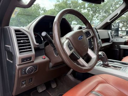Used 2019 Ford F150 King Ranch w/ Equipment Group 601A Luxury AWD/4WD image 6