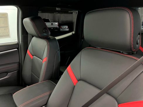 New 2025 Chevrolet Colorado Z71 w/ Z71 Convenience Package 2 image 17