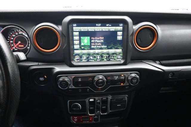 Used 2022 Jeep Gladiator Mojave AWD/4WD image 7