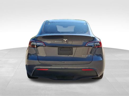 Used 2021 Tesla Model Y Long Range AWD/4WD image 5