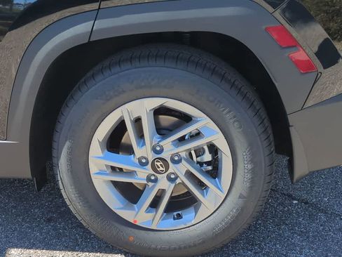 New 2026 Hyundai Tucson SE image 14