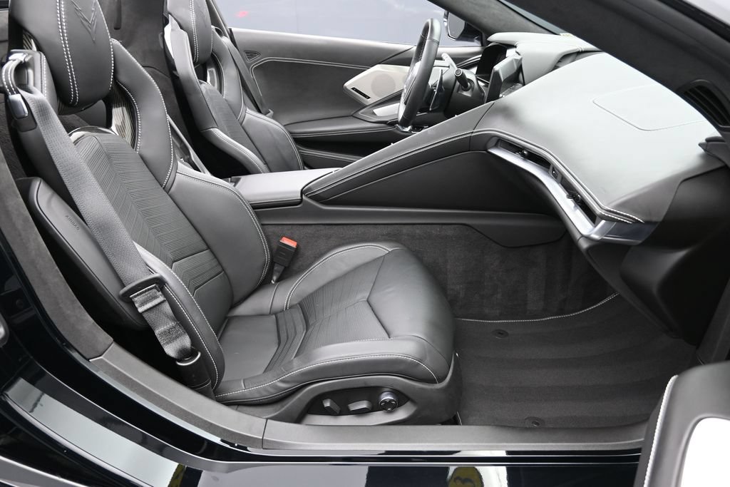 Used 2023 Chevrolet Corvette Stingray Premium Conv w/ Battery Protection Package RWD image 25