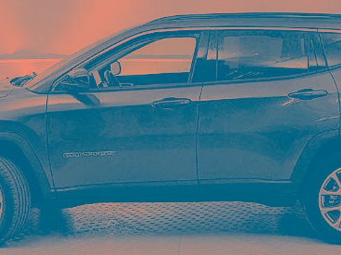 Used 2022 Jeep Compass Latitude image 5