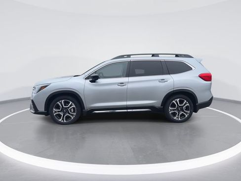 Used 2025 Subaru Ascent Limited AWD/4WD image 5