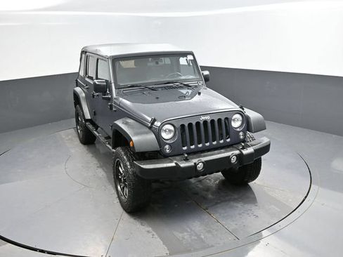 Used 2017 Jeep Wrangler Unlimited Sport w/ Connectivity Group AWD/4WD image 34
