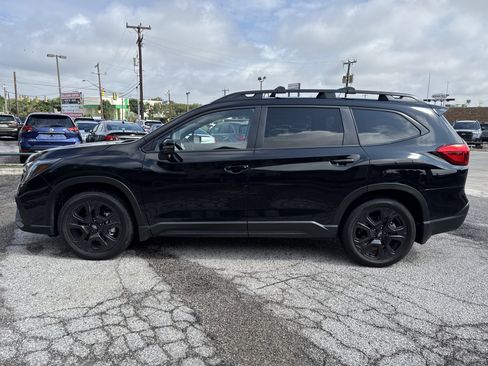 Used 2023 Subaru Ascent Onyx Edition Limited AWD/4WD image 6