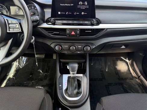 Certified 2023 Kia Forte LXS image 11