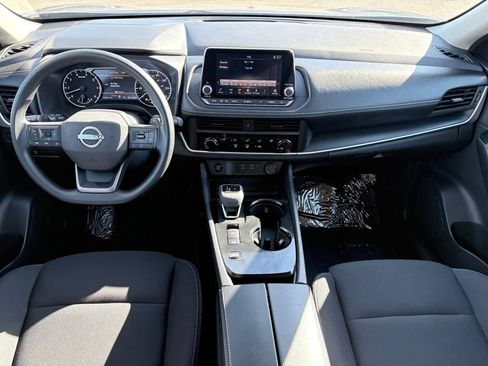 Used 2026 Nissan Rogue S FWD image 8