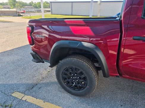 New 2026 Chevrolet Colorado Trail Boss AWD/4WD image 18