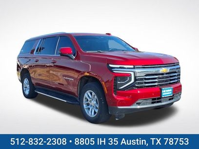 Used 2025 Chevrolet Suburban LT w/ Comfort Package