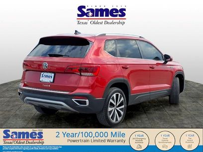 Used 2024 Volkswagen Taos SE w/ MDO Package