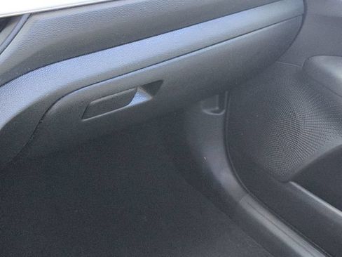 Used 2023 Kia Forte LXS w/ LXS Technology Package FWD image 17