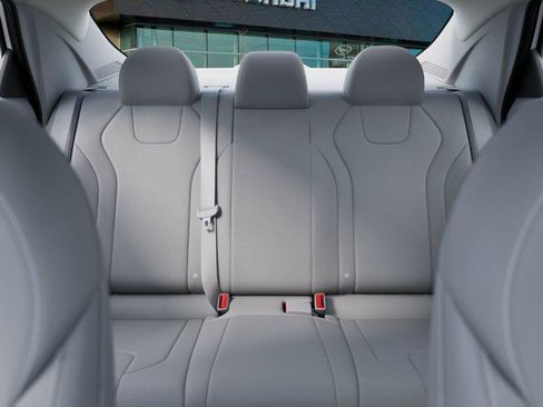 New 2026 Hyundai Elantra SE image 12