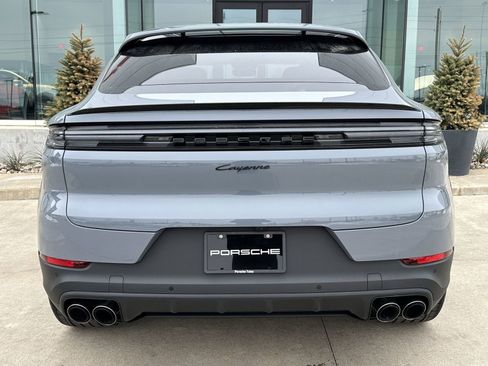 New 2026 Porsche Cayenne Coupe image 6
