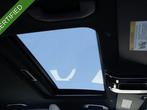 Certified 2025 Mercedes-Benz C 300 4MATIC Sedan image 27